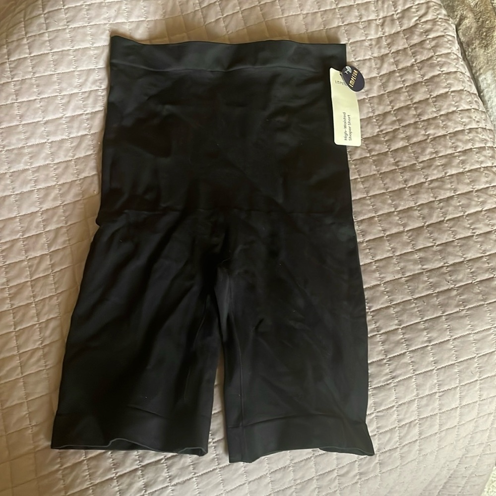Empetua, black, high waisted shaper short